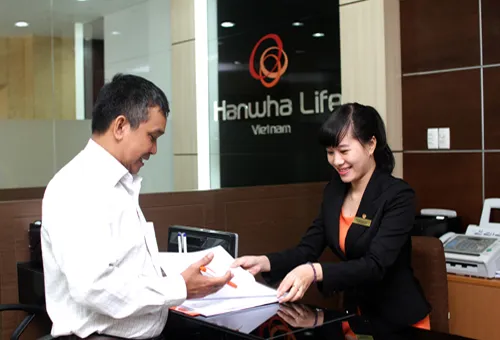 Hanwha Life Việt Nam đạt 301 tỷ doanh thu phí mới