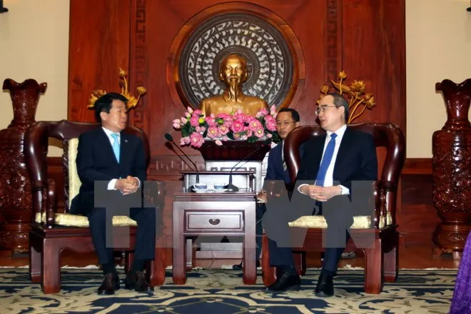 Bí thư Thành ủy Thành phố Hồ Chí Minh Nguyễn Thiện Nhân tiếp ông Jegal Won Youg, Chủ tịch Hội đồng thành phố Incheon (Hàn Quốc).