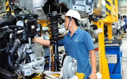 Kiến nghị giảm thuế nhập khẩu linh kiện hỗ trợ ngành ô tô
