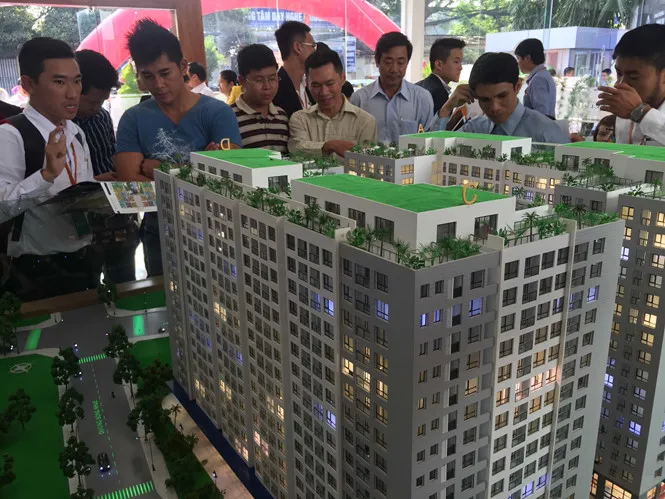 Nhiều người chọn đầu tư vào thị trường bất động sản trong nước