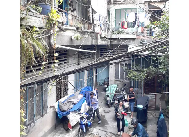 Trông chờ xây mới chung cư cũ