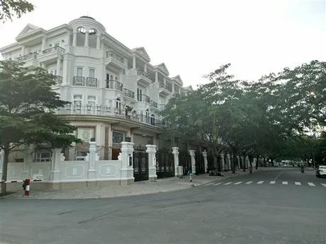 TPHCM: Cho thuê ngắn hạn nhà, đất đã duyệt phương án giá 