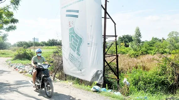 Một khu đất quy hoạch chưa xây dựng tại khu Nam thành phố Ảnh: THÀNH TRÍ