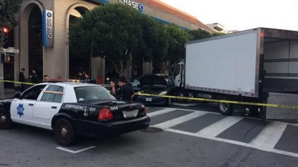 Hiện trường vụ đâm xe. (Nguồn: foxnews.com)