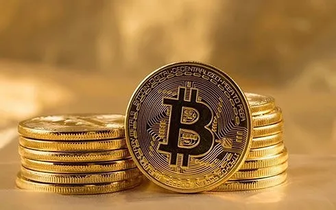 Chuyên gia cho rằng, quản lý quan trọng hơn tìm cách cấm giao dịch Bitcoin. (Ảnh minh họa: KT)