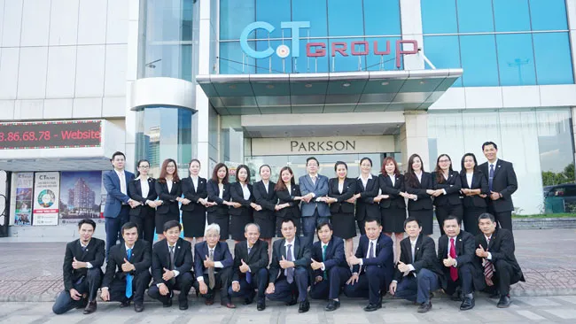 C.T Group đón nhận Huân chương Lao động hạng Nhì tại Lễ tổng kết 2017 ảnh 2