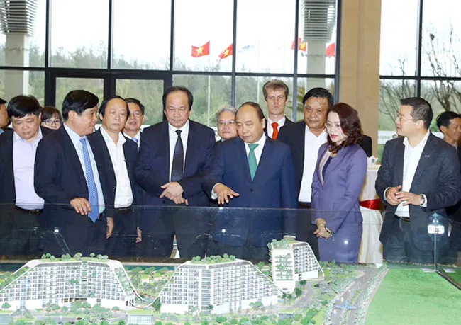 Thủ tướng Nguyễn Xuân Phúc và lãnh đạo Bình Định thăm và làm việc tại FLC Quy Nhơn