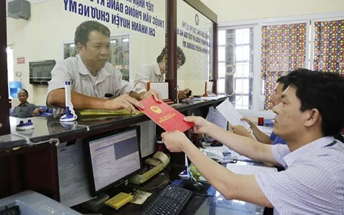 Lãnh đạo Hà Nội cho rằng, trong xử lý vi phạm cách ứng xử của cán bộ công chức không có vùng cấm.