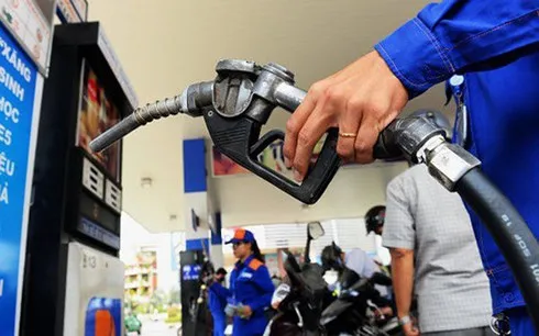 Thuế bảo vệ môi trường thu từ xăng dầu được sử dụng thế nào?