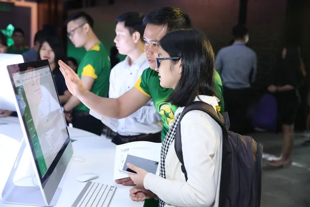 OCB ra mắt NH hợp kênh đầu tiên tại Việt Nam