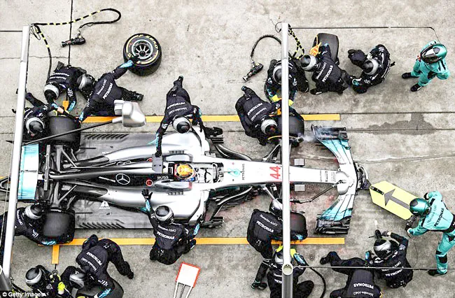 F1: Đỉnh cao tốc độ và tốn kém - Kỳ 1: Môn đua cảm giác mạnh ảnh 1