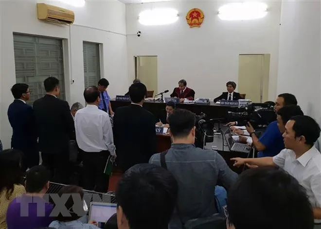 Quang cảnh phiên tòa. (Ảnh: Nguyễn Thành Chung/TTXVN)