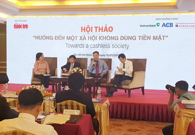 Cần cơ chế khuyến khích thanh toán không dùng tiền mặt