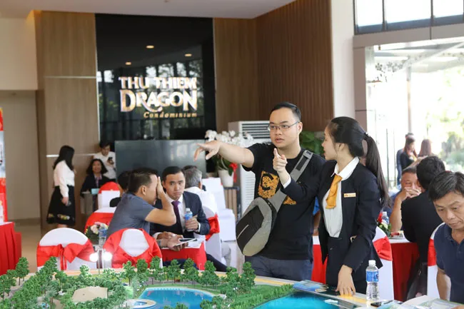 Căn thương mại Thủ Thiêm Dragon: “Điểm sáng” giao dịch ngày cận Tết ảnh 1
