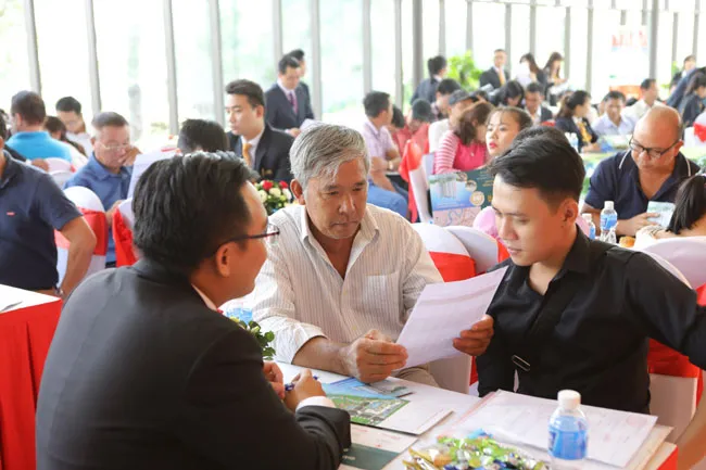 Căn thương mại Thủ Thiêm Dragon: “Điểm sáng” giao dịch ngày cận Tết ảnh 3