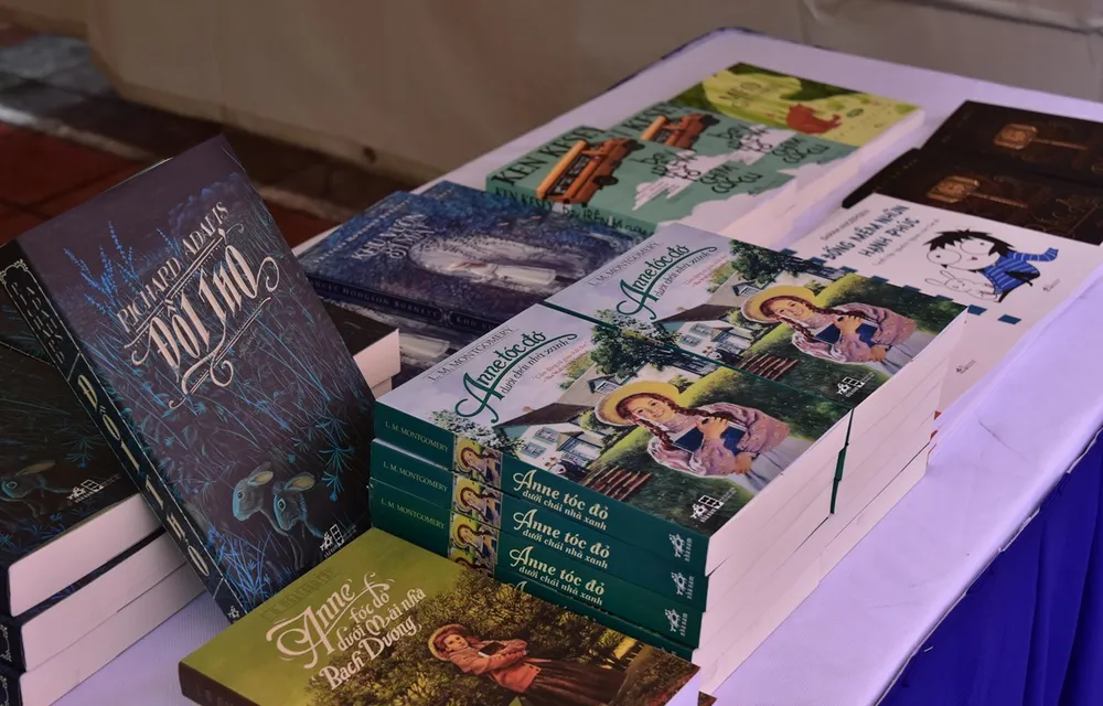 Thị trường sách đang phải đối mặt với tình trạng in lậu ngày càng tinh vi. (Ảnh minh họa: Phạm Mai/Vietnam+)