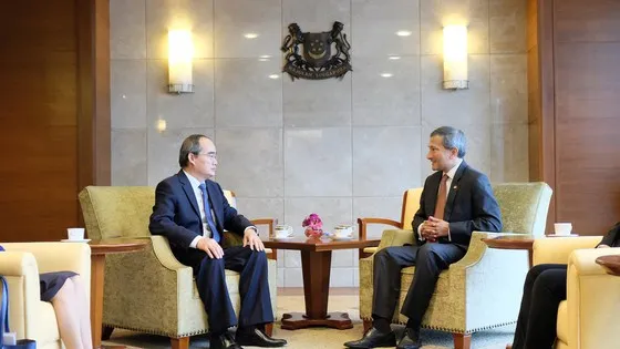 Bí thư Thành ủy TPHCM Nguyễn Thiện Nhân tìm hiểu kinh nghiệm starup từ Singapore ảnh 3