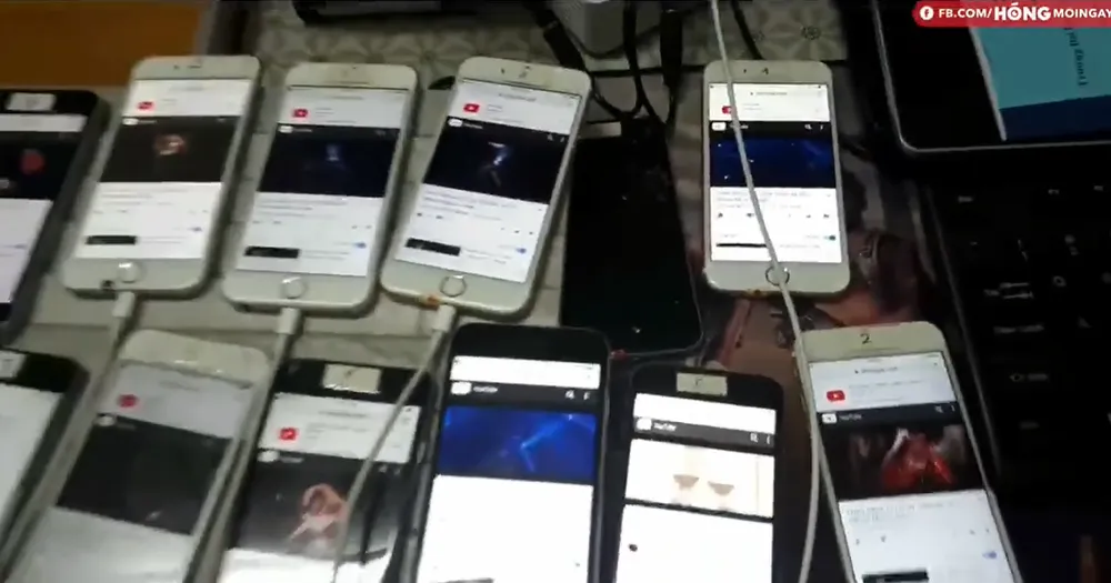 Cày view cho thần tượng