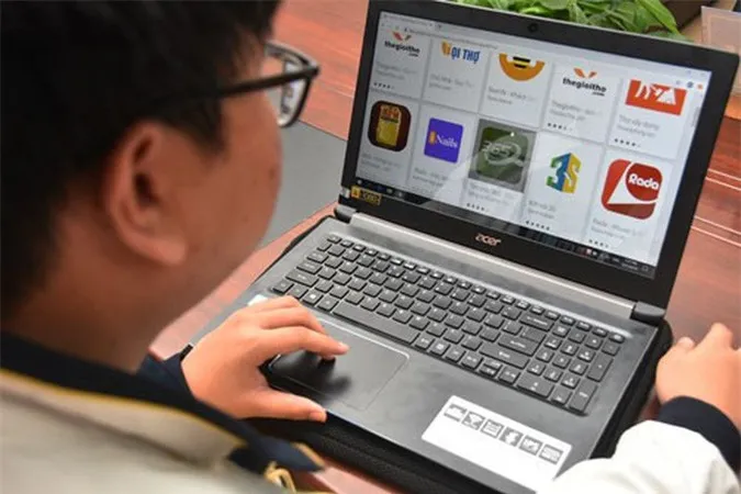 “Mê hồn trận” mạng xã hội, giới trẻ nên làm gì?