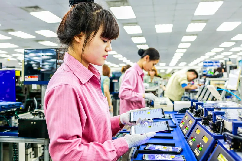 Tăng trưởng GDP quá phụ thuộc vào FDI mà điển hình là Samsung, chiếm 1/4 tổng kim ngạch xuất khẩu cả nước, sẽ rất bấp bênh và tiềm ẩn rủi ro.