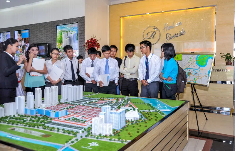 Khi nguồn cung bị thiếu hụt giá bất động sản dễ bị đẩy lên cao.