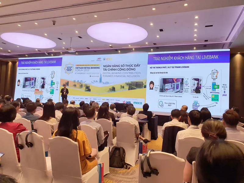 Thanh toán không dùng tiền mặt mới chiếm 21%