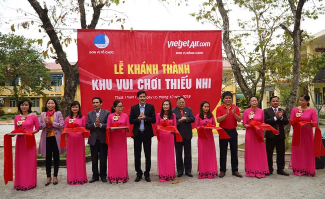 Vietjet tham gia nhiều hoạt động trong “Hành trình Tôi yêu Tổ quốc tôi”