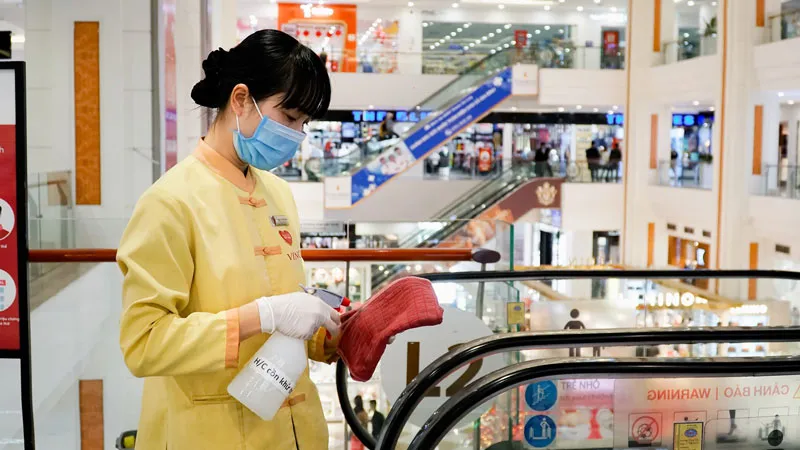 Vincom hỗ trợ 300 tỷ đồng giảm giá thuê mặt bằng TTTM bị ảnh hưởng Covid-19 ảnh 2