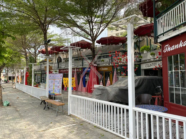 Những hình ảnh toàn dân phòng chống dịch tại Hà Nội và TPHCM ảnh 11