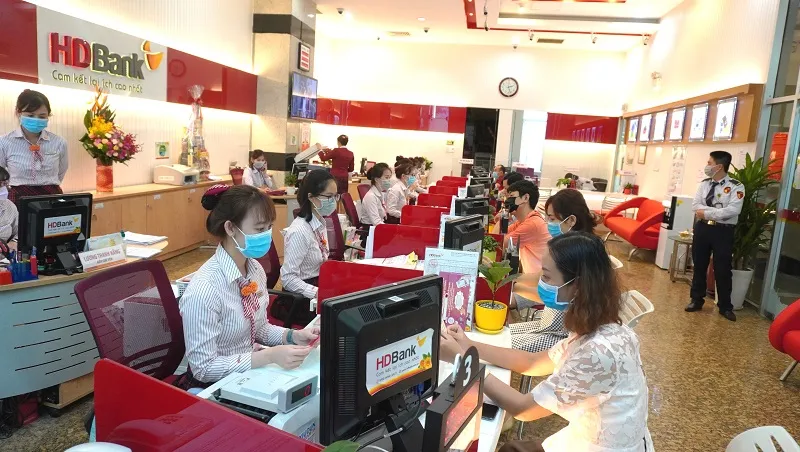 HDBank tài trợ 3 tỷ đồng trang bị máy lọc nước mặn tại ĐBSCL 