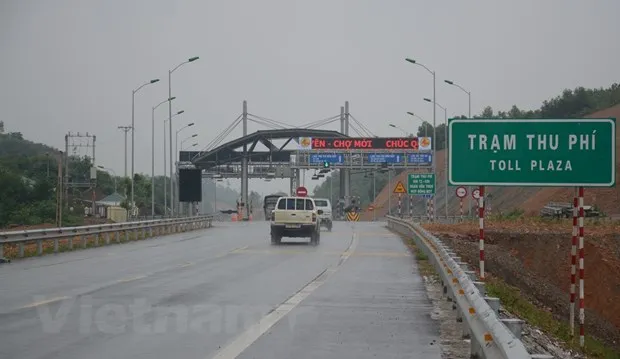 Bo GTVT kien nghi xem xet, chap thuan tang phi BOT theo hop dong hinh anh 1