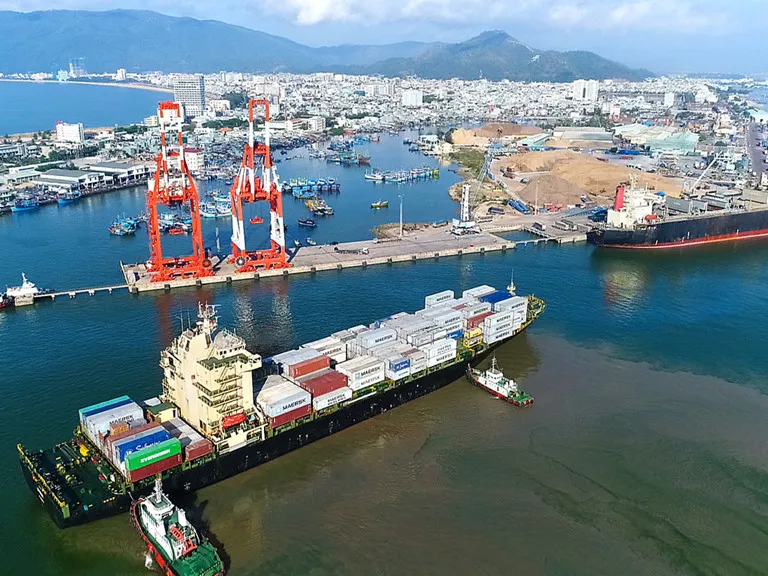 Tăng trưởng GDP: Đợi chờ kịch bản mùa thu