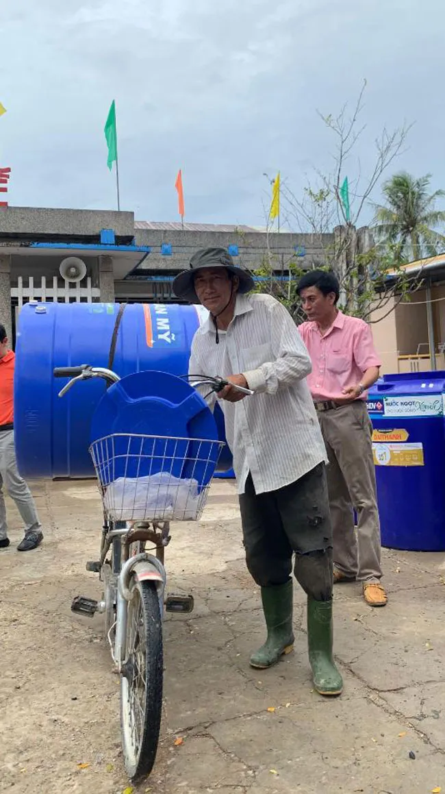 Báo ĐTTC trao nhà tình thương cho các hộ nghèo huyện Ba Tri - Bến Tre ảnh 4