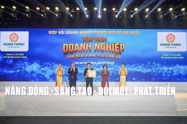 Hưng Thịnh nhận 3 giải thưởng Doanh nghiệp, Doanh nhân TPHCM tiêu biểu 2020 ảnh 1