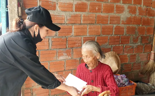 Bắc cầu sẻ chia yêu thương ảnh 1