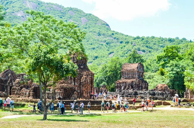 TPHCM- Hà Nội-miền Trung: Liên kết phục hồi ngành du lịch ảnh 1