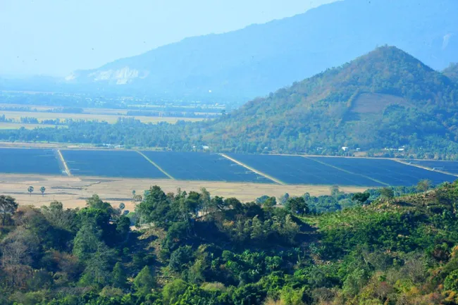  “Vượt cạn” Covid-19 ảnh 2