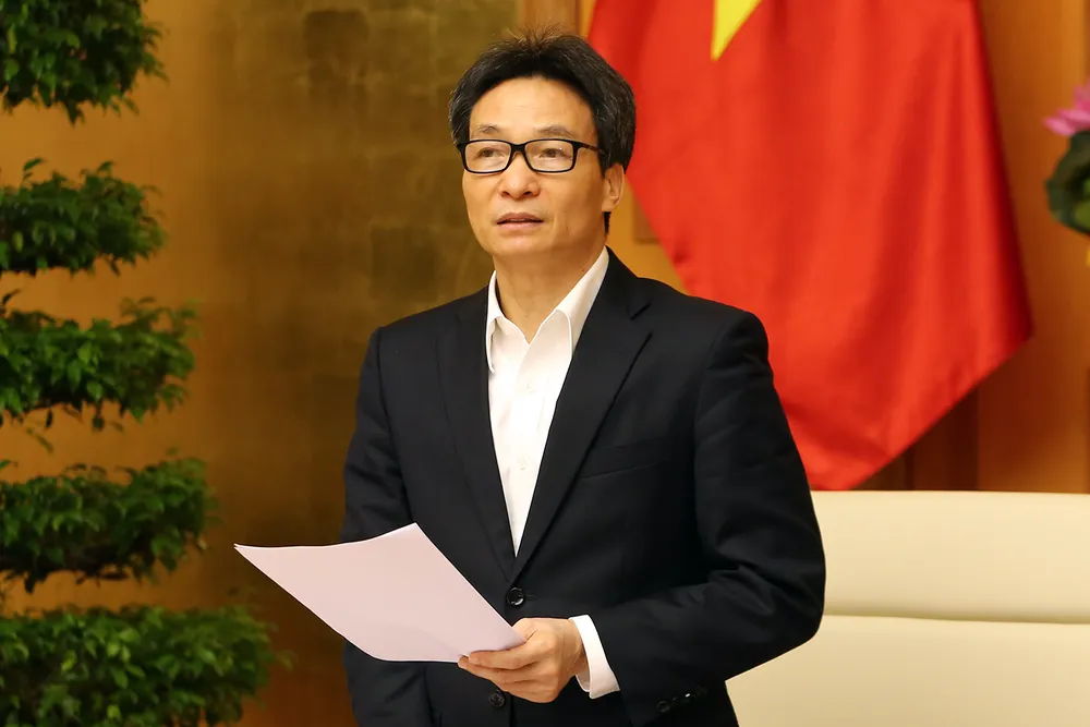 Phó Thủ tướng Vũ Đức Đam cho rằng trong chống dịch quan trọng nhất là theo dấu, truy vết phải nhanh hơn tốc độ lây lan của virus. Ảnh VGP