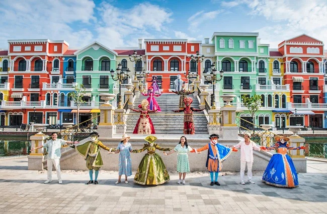 Phú Quốc United Center rực rỡ đón hàng vạn du khách ngày khai trương ảnh 1