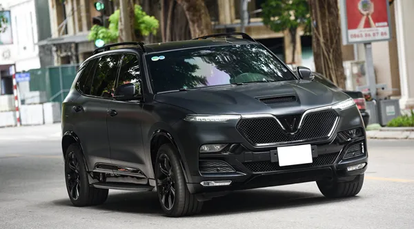 Ngắm bộ sưu tập sắc màu ‘siêu chất’ của VinFast President trên đường phố