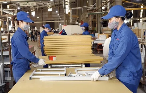 Dich COVID-19: Lam gi de san xuat cong nghiep som on dinh? hinh anh 2