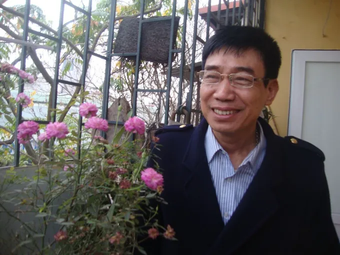 Nhà văn - Đại tá Sương Nguyệt Minh.