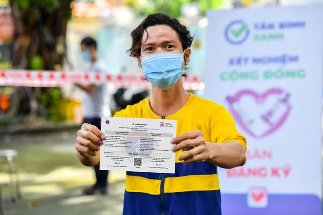 Xét nghiệm miễn phí 2 triệu mẫu cho mọi người dân TPHCM ảnh 6