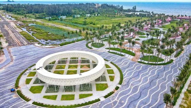 Thanh Long Bay mang tới 3 yếu tố sống – làm việc – thư giãn ngay trong một điểm đến.