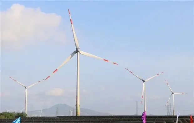 Trang trại điện gió Trung Nam được khánh thành tại huyện Thuận Bắc, tỉnh Ninh Thuận. (Ảnh: Công Thử/TTXVN)