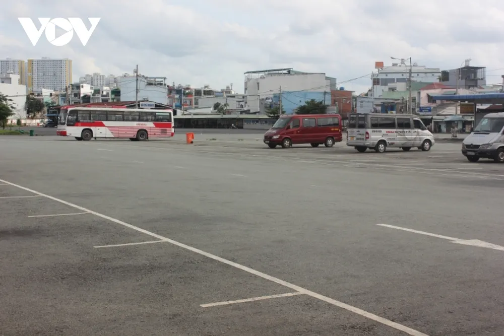 Vận tải khách liên tỉnh ảm đạm, chuyến xe 0 đồng ở TP.HCM bắt đầu hoạt động ảnh 5