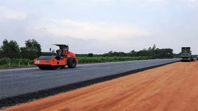 Thanh Long Bay – Đô thị biển đón sóng hạ tầng cao tốc, sân bay ảnh 1