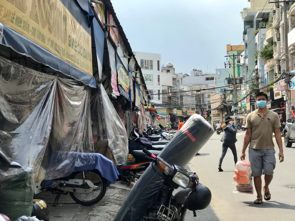 Chợ sỉ Tân Bình, An Đông: Sang sạp, cho thuê lại sạp, dời về nhà... - ảnh 12