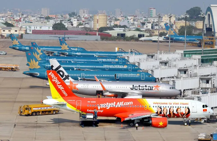 Nhiều chuyến bay bị ảnh hưởng bởi bão số 9