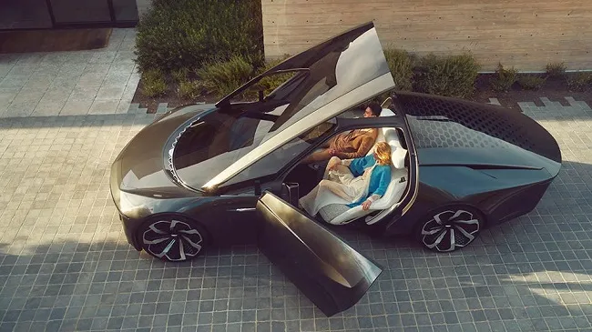 VinFast lọt top 10 mẫu ô tô “tuyệt vời nhất” tại CES 2022 ảnh 8